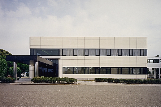 コーセー狭山工場